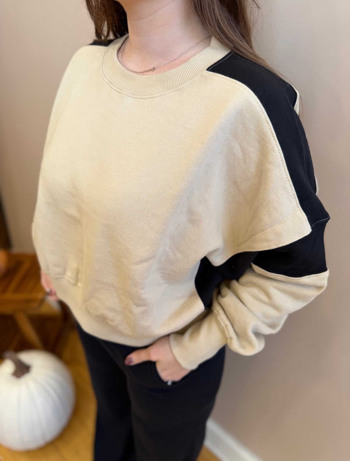 Katie Cropped Crewneck