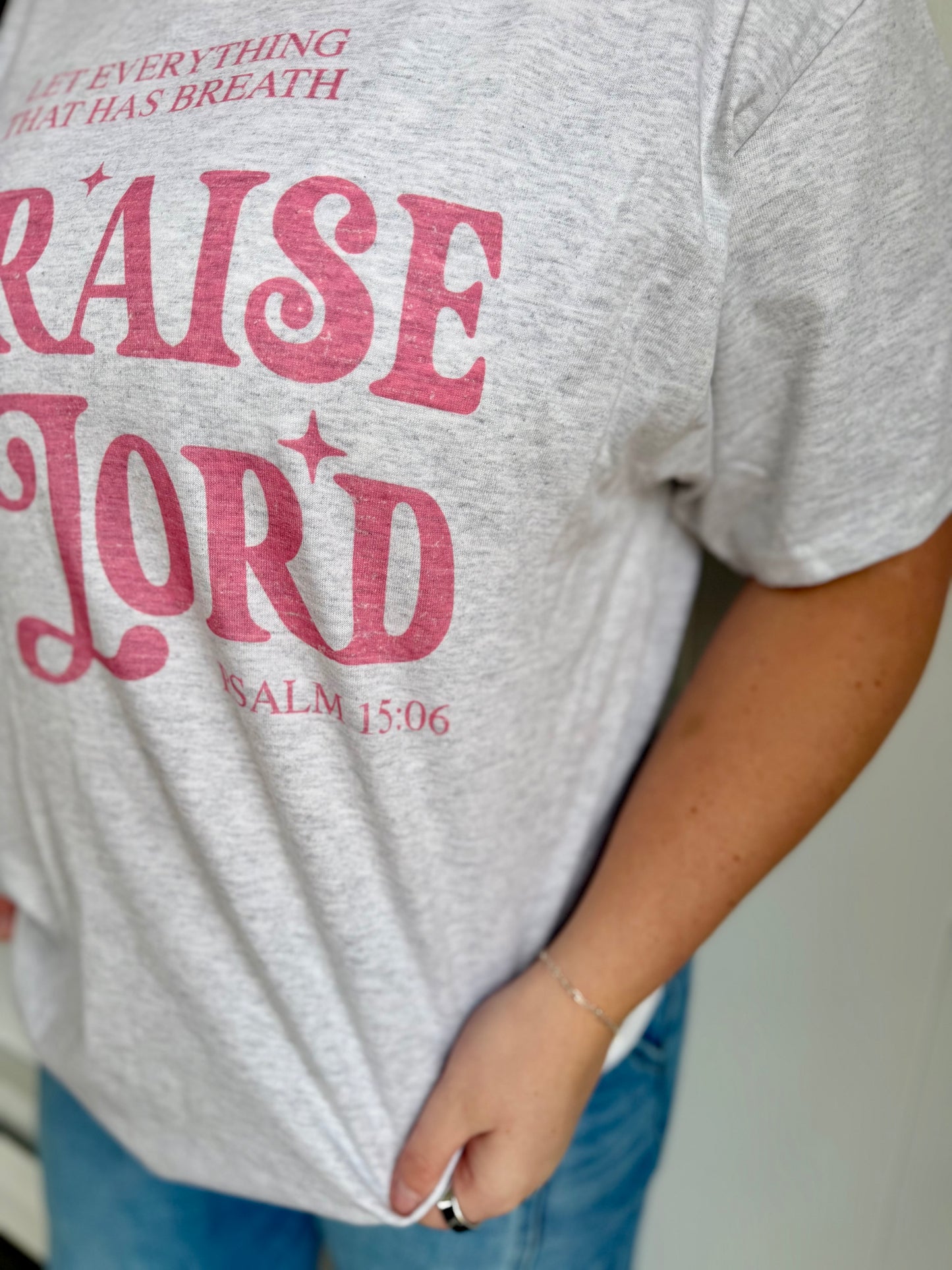 Praise the Lord Tee