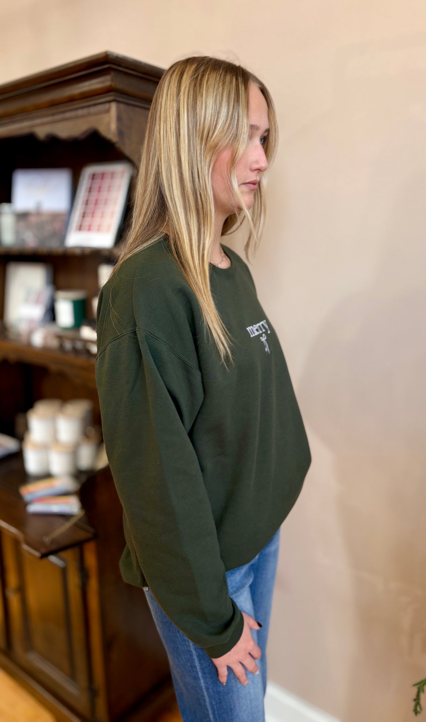 Merry Bow Crewneck
